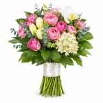 Свадебные букеты невесты из белых тюльпанов